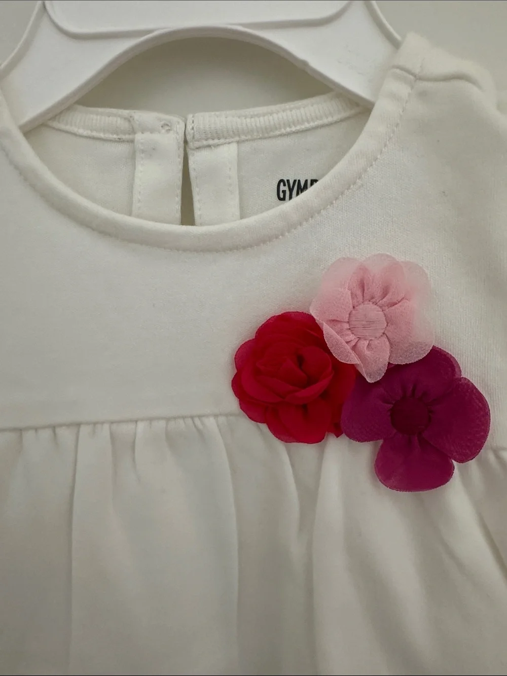Gymboree White Baby Flower Applique Bodysuit